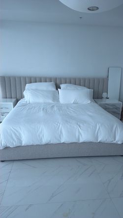 King Bed Set with nightstands