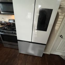 Samsung touchscreen Refrigerator 