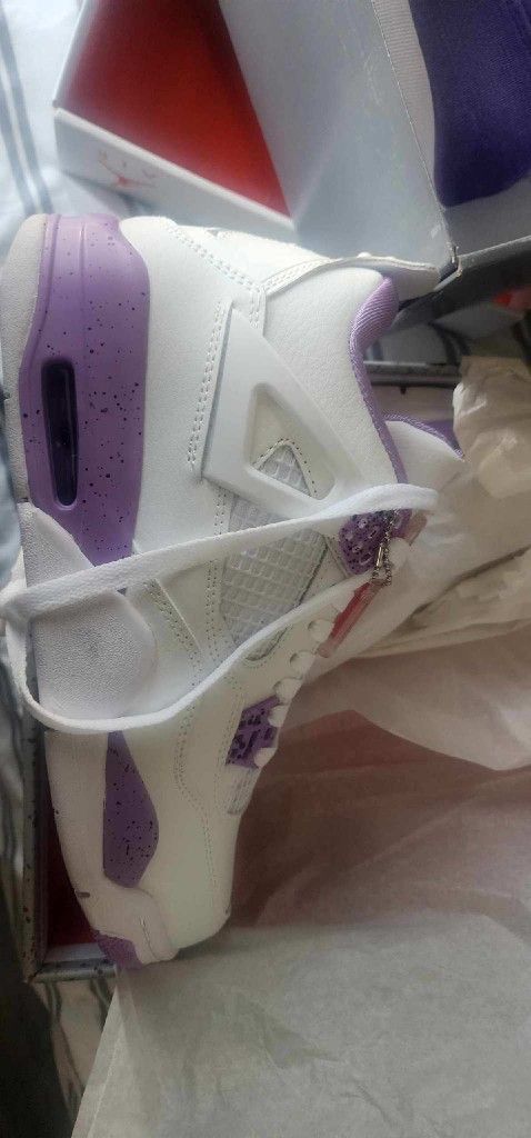 Jordan Retro 4