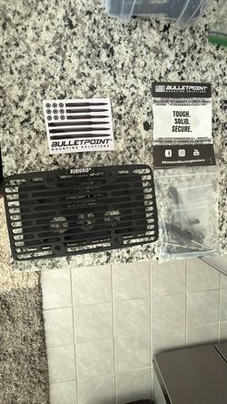 Bulletpoint mounting system