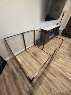 Dog play pen