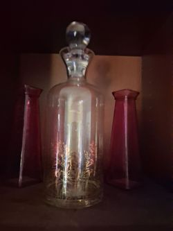 GLASS SET...PERFECT CONDITION