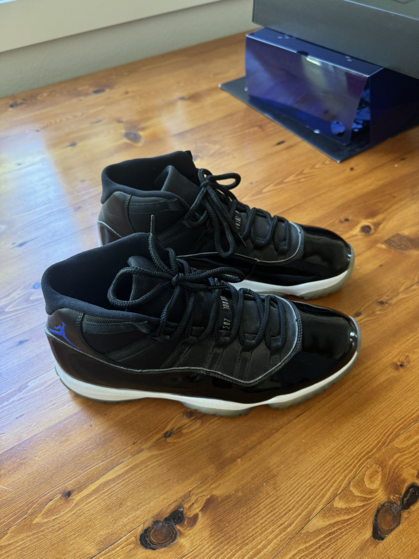 2016 Jordan 11 Space Jam Size 13