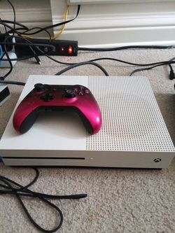 Xbox One S with Blue Ray.