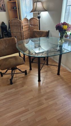 Round Glass Top Dining Table with Metal Base