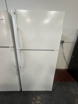 Refrigerator GE 30”