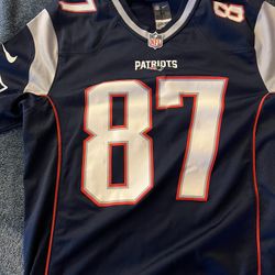 Patriots Rob Gronkowski Jersey (size M)