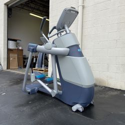 Precor AMT 835 With Open Stride Elliptical 