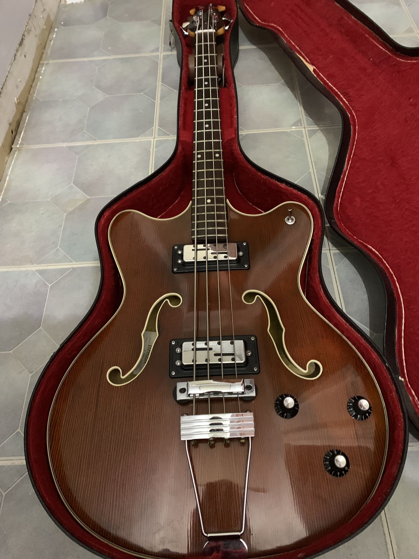 Classic, 60s Ovation Typhoon Bass guitar