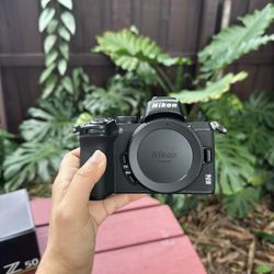 Nikon Z50 + Z DX 16-50mm + Z DX 50-250mm Mirrorless Camera Kit 