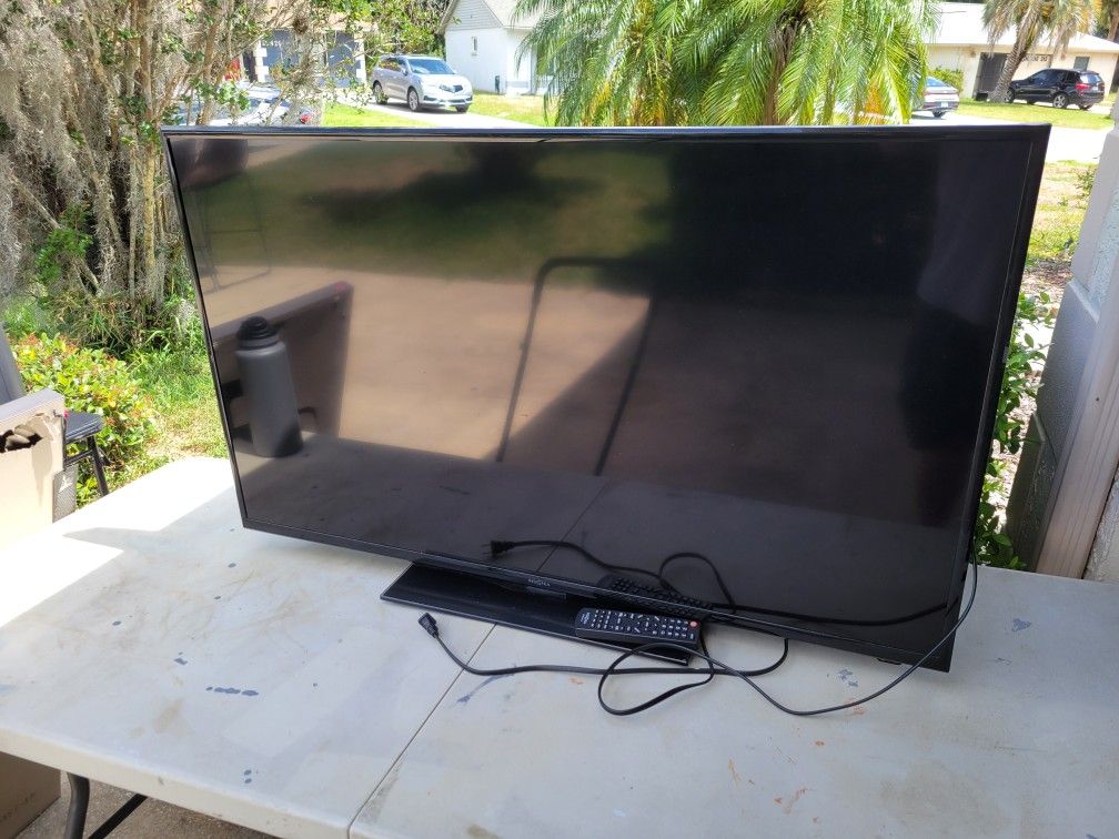 Tv 48", LCD