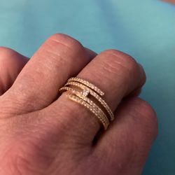 Cubin Zirconia Wide Band Ring