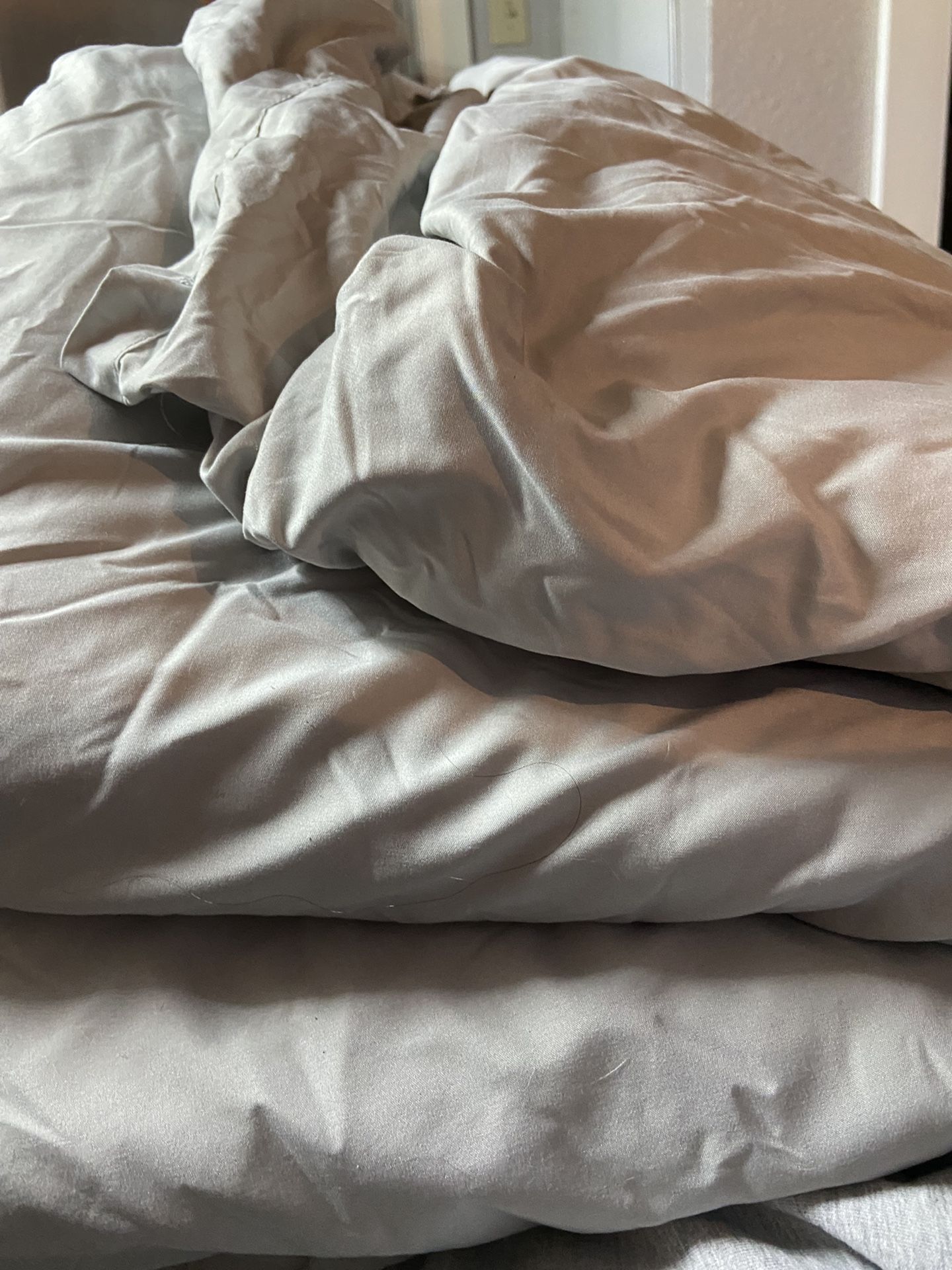 Queen Duvet & Grey Cover