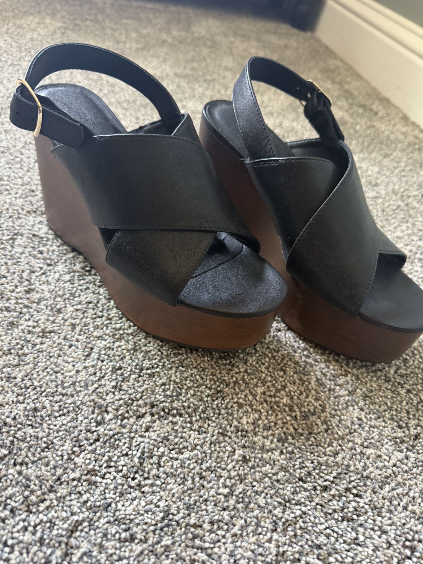 Woman Wedges