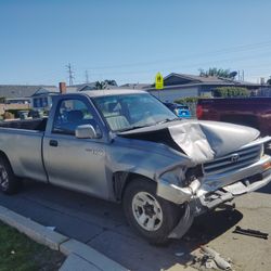 Toyota T100 For Parts Or Whole Truck Clean Title 