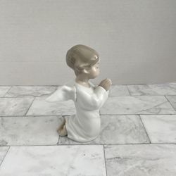 Lladro Figurine 4538 MIB Angel Praying Used with original box, good condition 