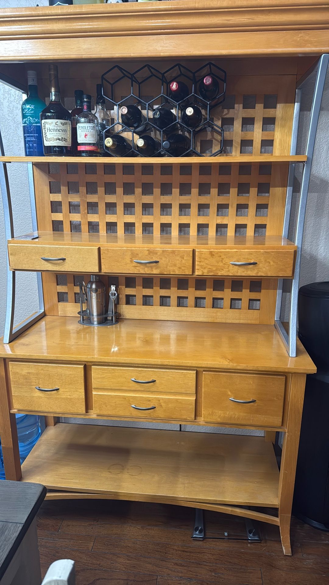 Standing Storage Shelf w/cabinets 