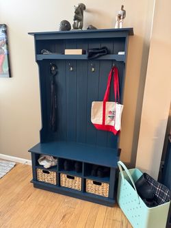 Hall tree coat rack