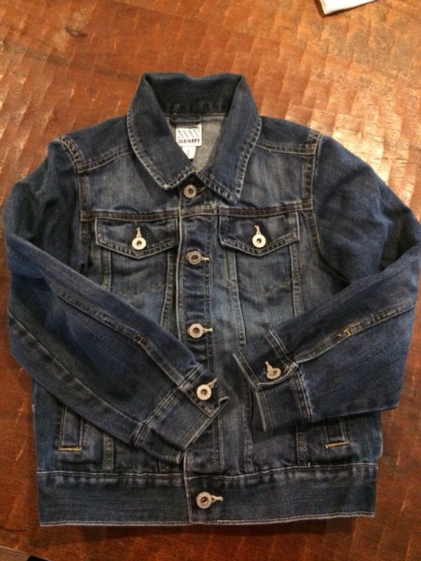 Old Navy girls jean jacket size M.
