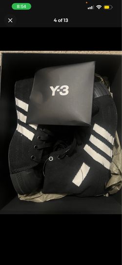 Y3