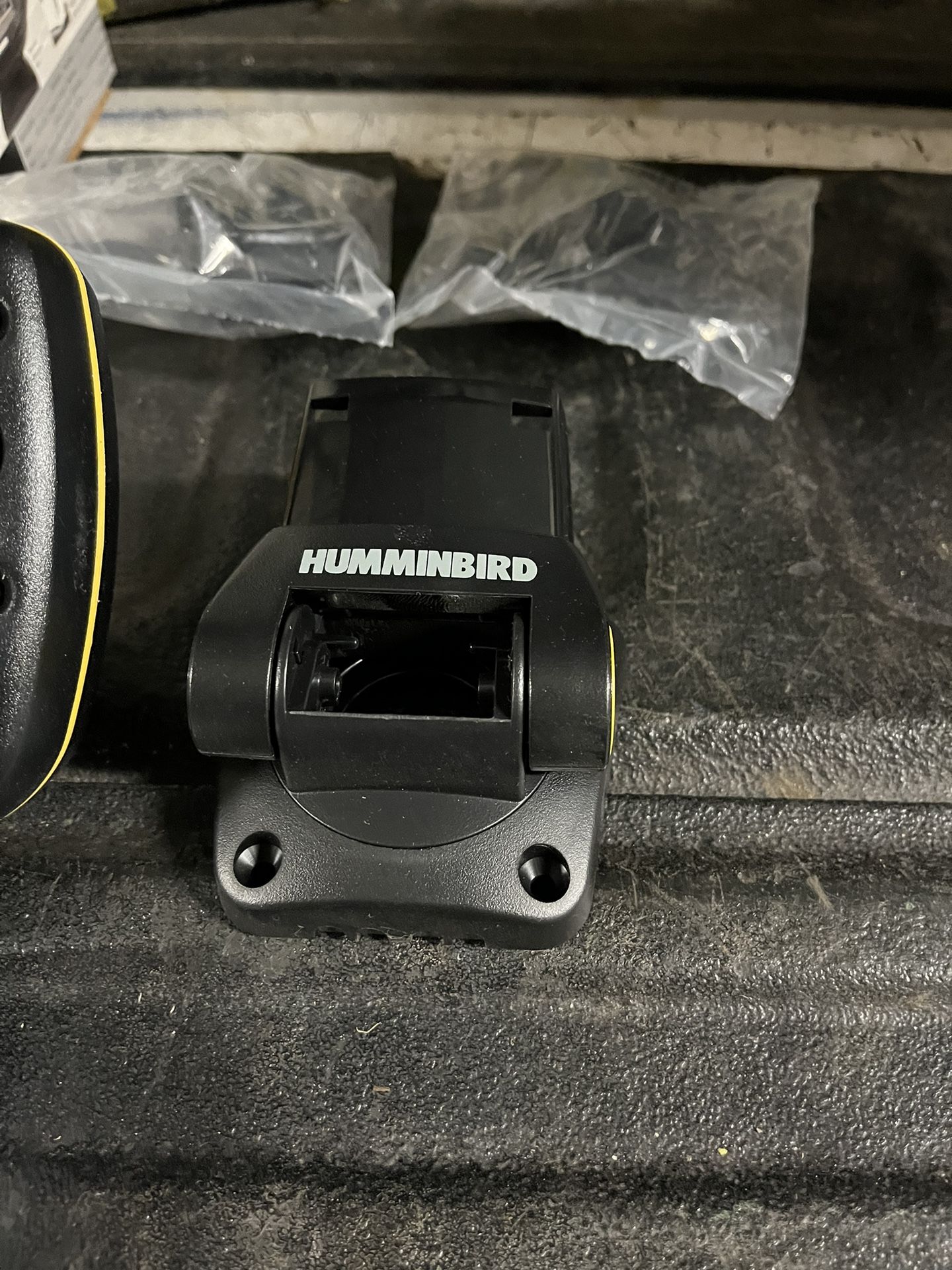 Hummingbird 535 Fish Finder