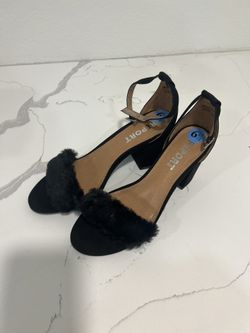 Report Sandal