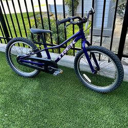 TREK PRECALIBER KIDS BIKE 20” Wheels