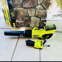 RYOBI 40V HP Brushless Whisper Series 160 MPH 650 CFM Cordless Battery Leaf Blower with 4.0 Ah Battery and Charger 