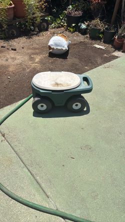 Gardening stool