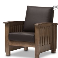 New in box beautiful  chair come se take selle or cash Apple Pay we locate in Hesperia  Massage me for directions   Baxton Studio Baxton Studio SW3513