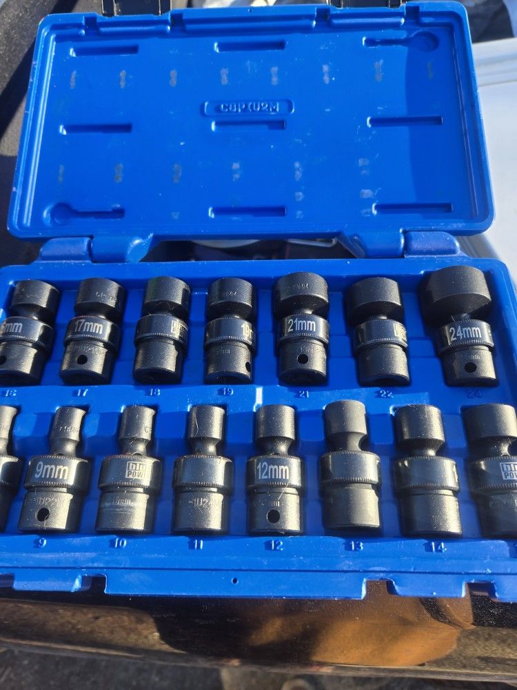 Cornwel Universal Sockets