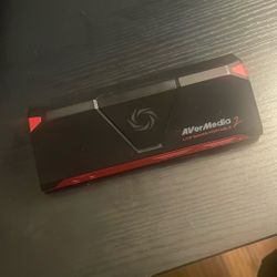 Avermedia Portable Capture Card 2 W/128gb Sd Card