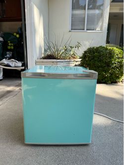 PBTeen Turquoise Mini-fridge