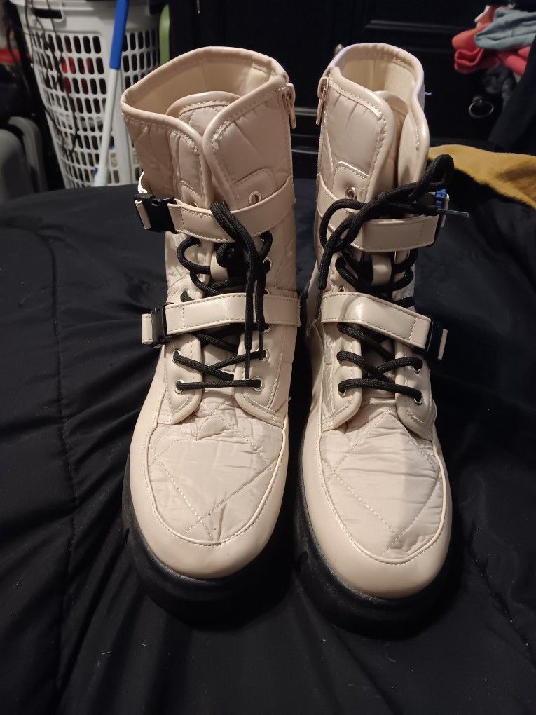 Women's boots