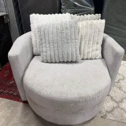 Fluffy Swivel Chair