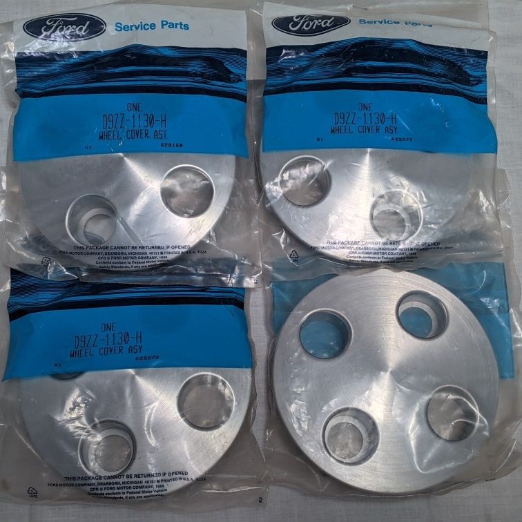 Ford Thunderbird Hub Cap Set - NOS