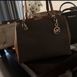 Michael Kors Purse