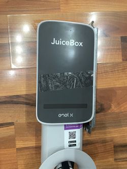 Juicebox Enel X 32 EV Charger for Parts or Repair Model 2JBX321AJ