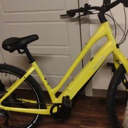 Specialized Como Large 2.0 Turbo Like New 