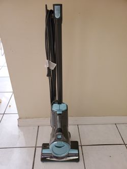 Shark Rocket Corded Vacuum Cleaner. Very Light