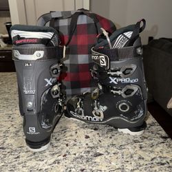 Salomon Ski Boots