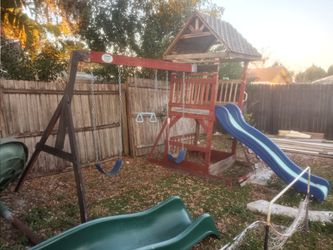 Play Ground peaces $200 OBO All Or Sold Separately not the wood part