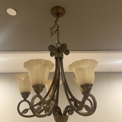 Chandelier 