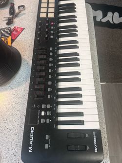 Oxygen 49 M-Audio keyboard