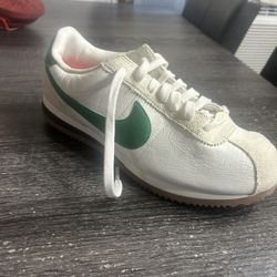 Nike Cortez Aloe Vera Green for Sale in Orlando, FL - OfferUp