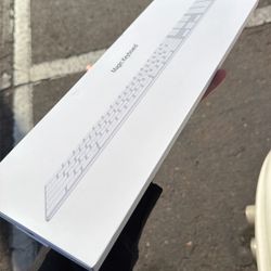 Apple Magic Keyboard