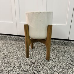 White Flower Pot With Wooden Stand 