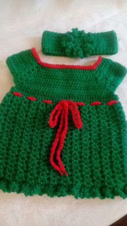Baby girl dress set, hand crafted, made with acrylic yarns, new, fits 6 to 12months, $16.00