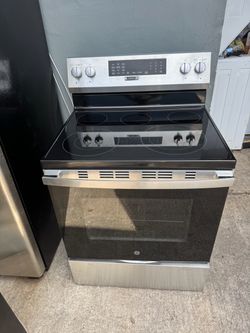 Stove Good condition everything works fine