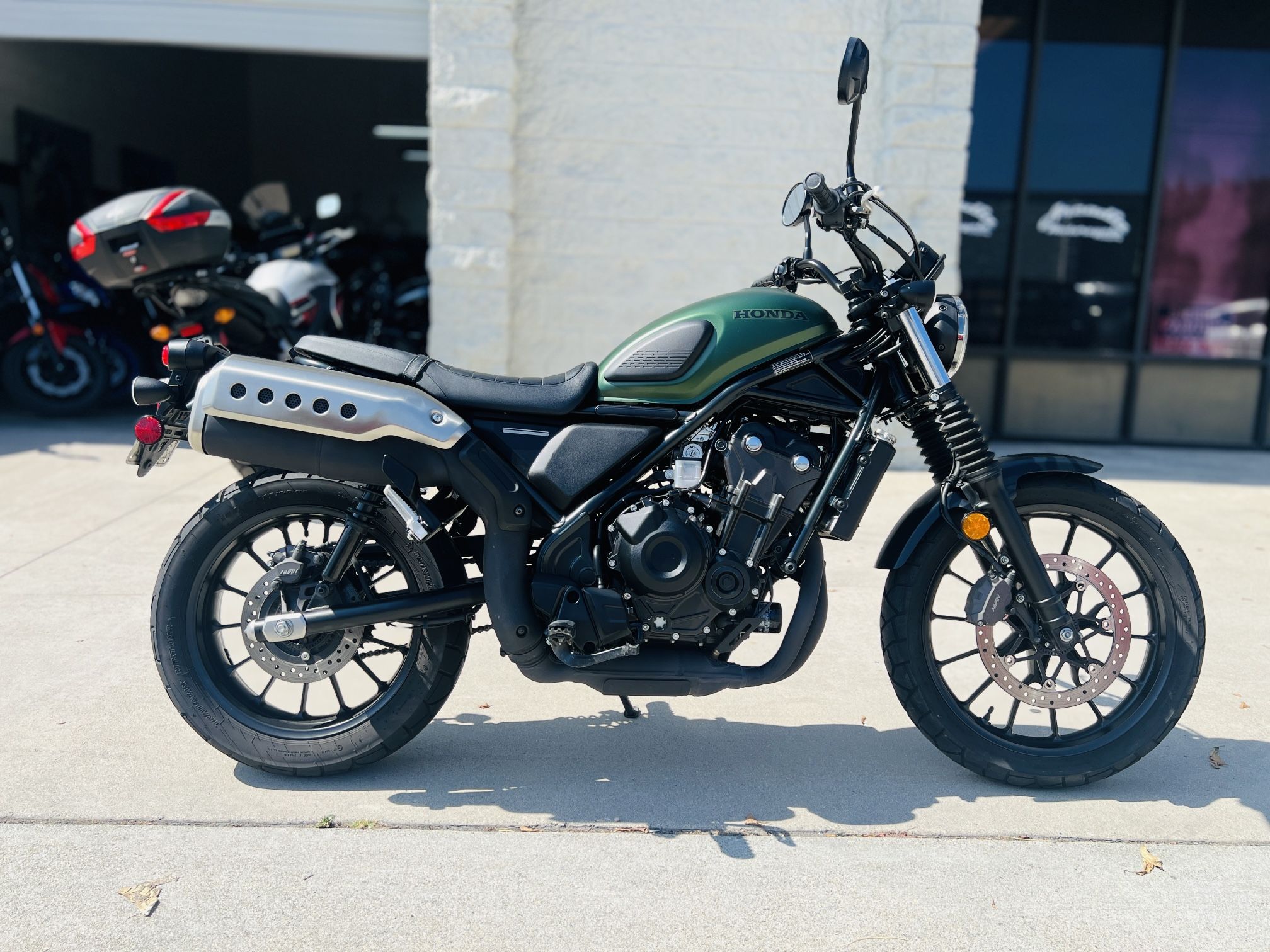 2023 Honda SCL 500